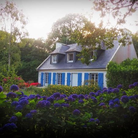 Chambres D'Hotes Chez Annie Brélès Kültér fotó